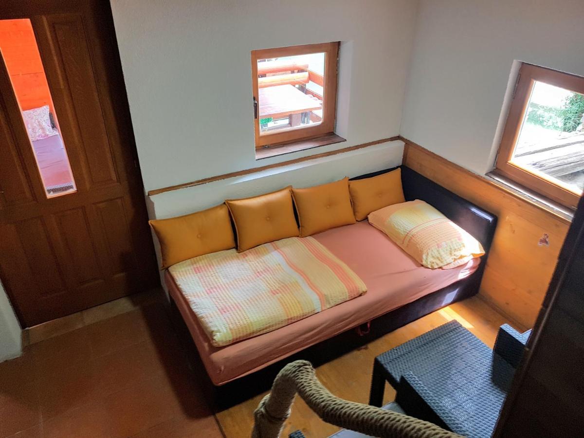 Potok Kuca Sa Bazenom Villa Konjic Buitenkant foto
